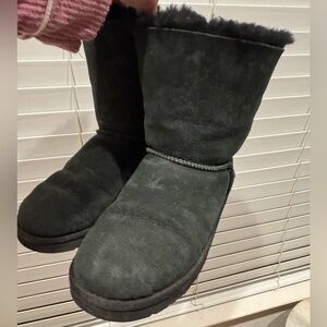 Black UGG Bailey Bow II boots
